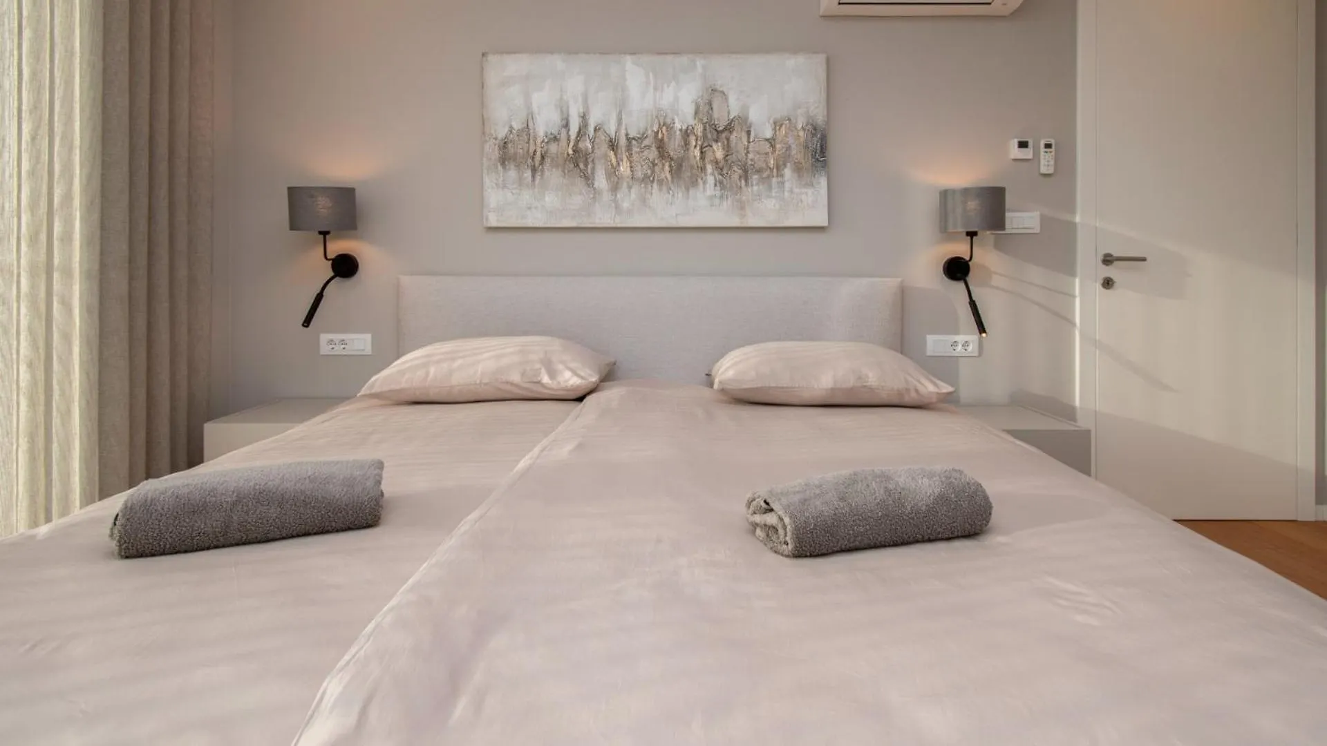 Designer Villa Luna Near The Sea In Volme , Pula Banjole