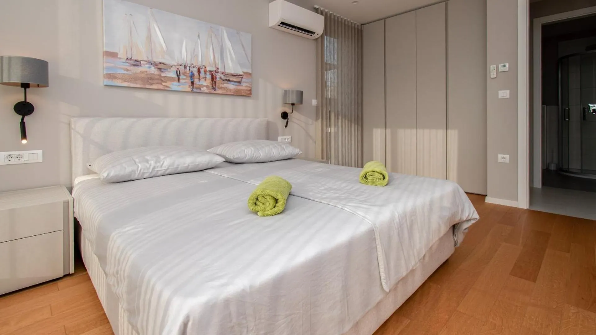 Designer Villa Luna Near The Sea In Volme , Pula Banjole Croatia