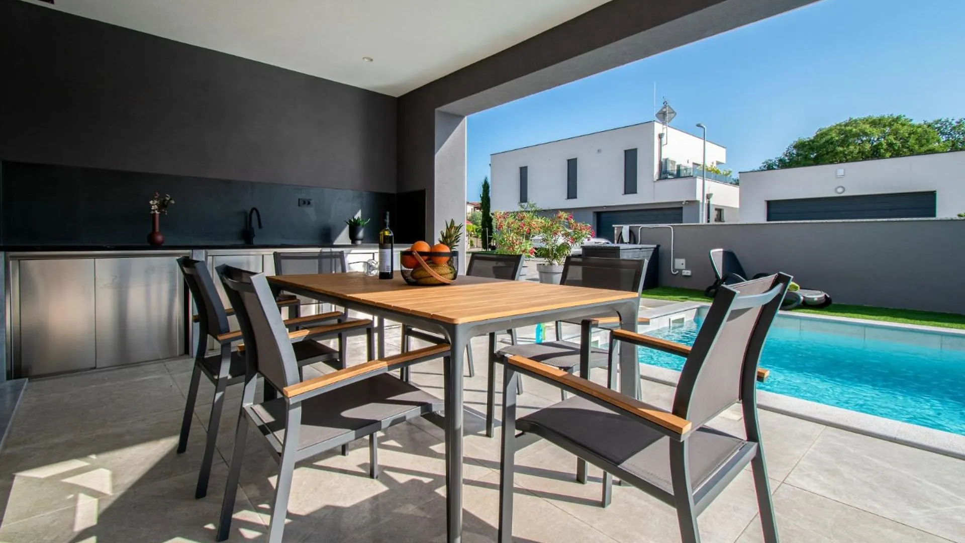 Designer Villa Luna Near The Sea In Volme , Pula Banjole Croatia